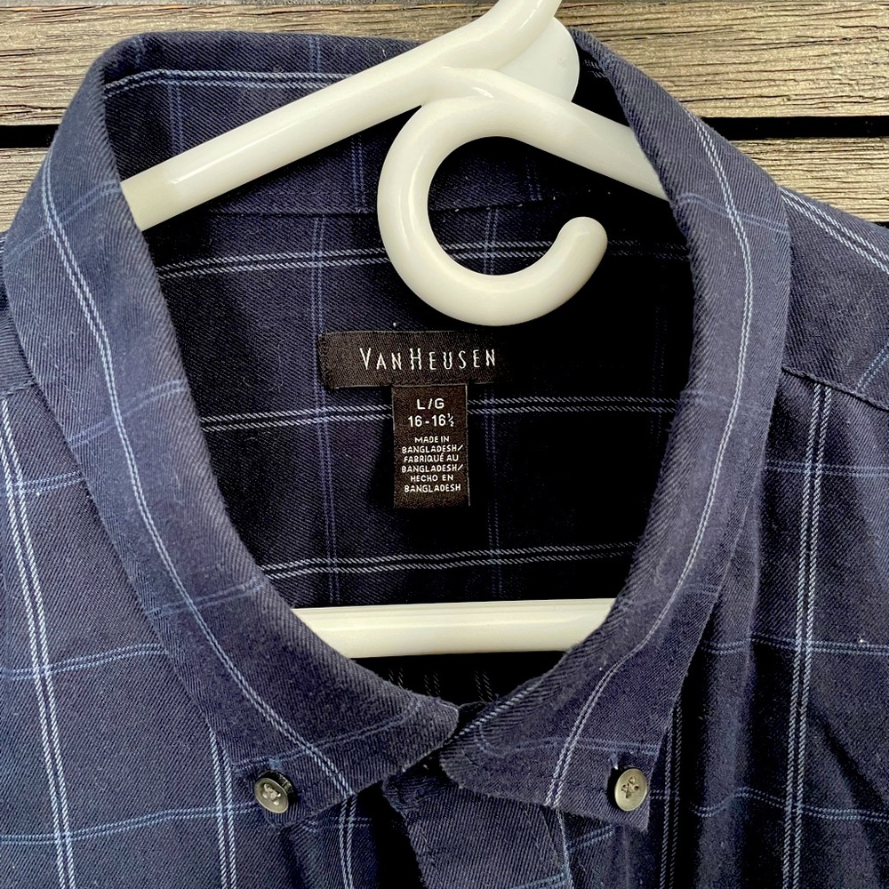 Van Heusen dress shirt navy blue